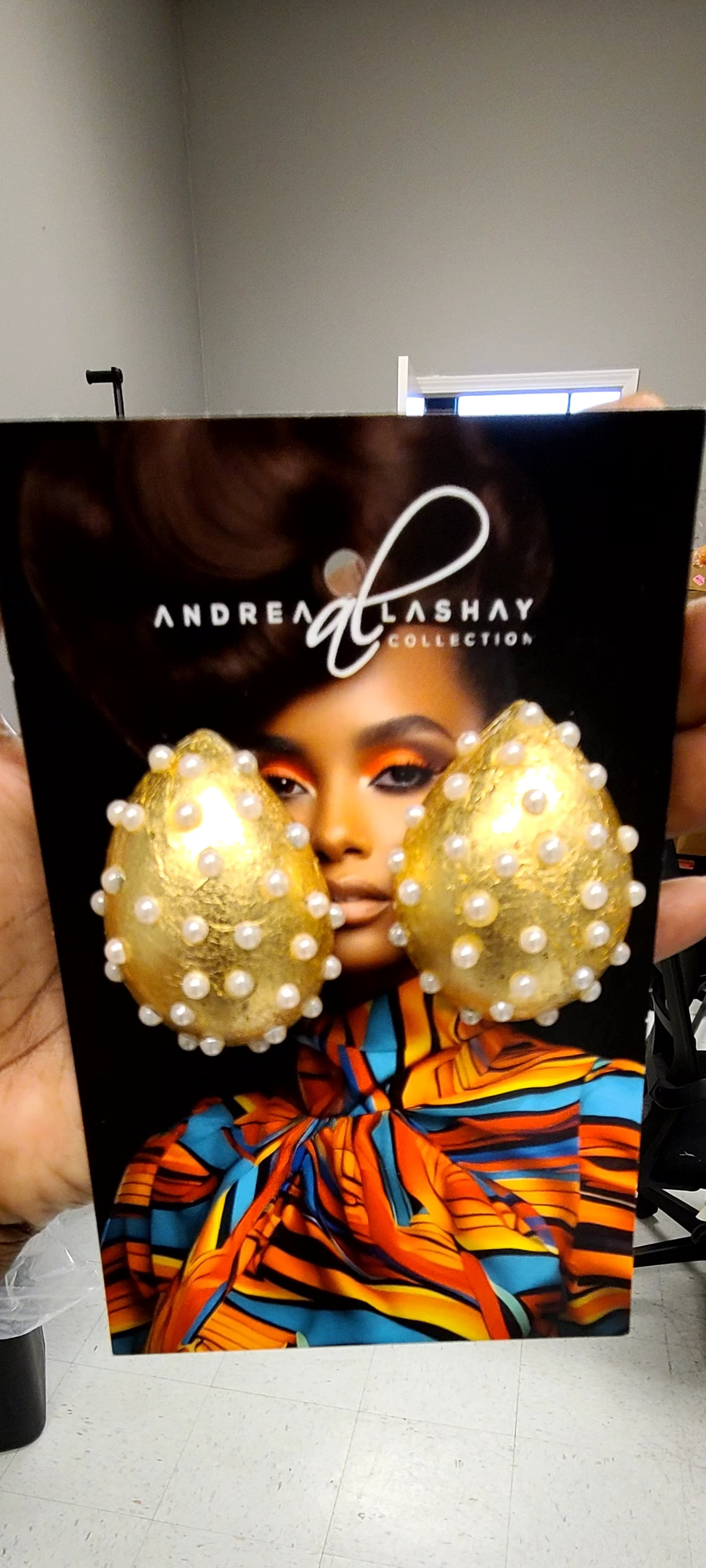 Pearl Teardrop Stud Earrings Gold