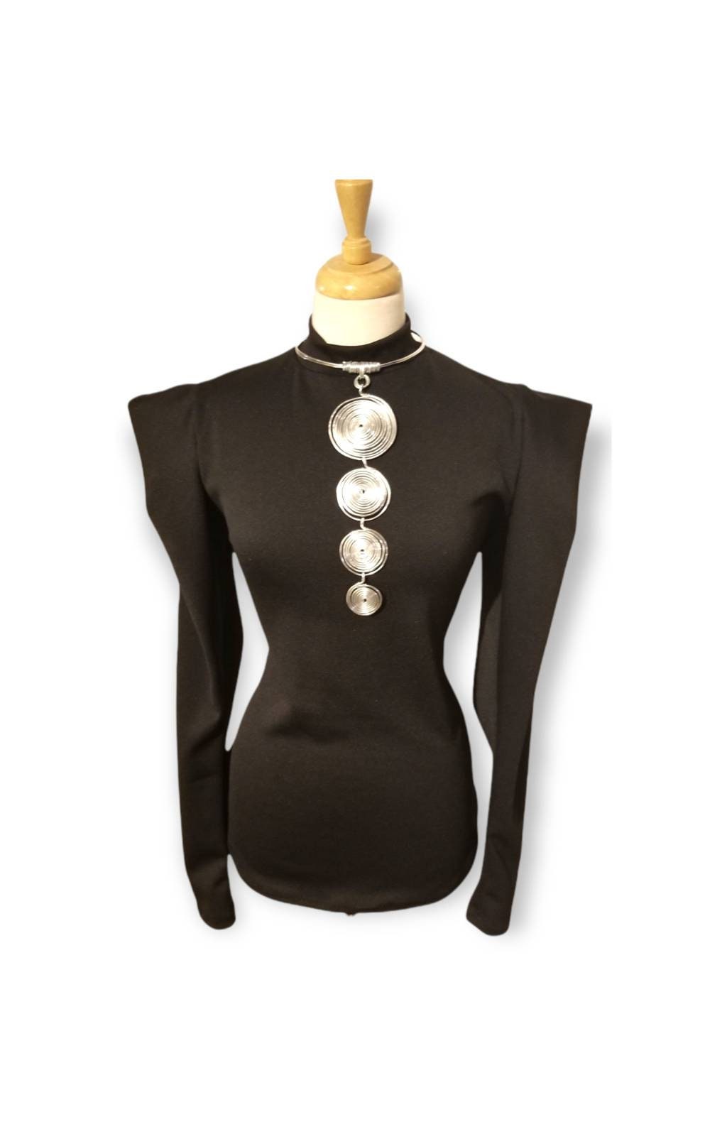 Drop Disc Choker Necklace: Aluminum Statement Jewelry