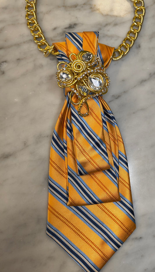 Yellow stripe