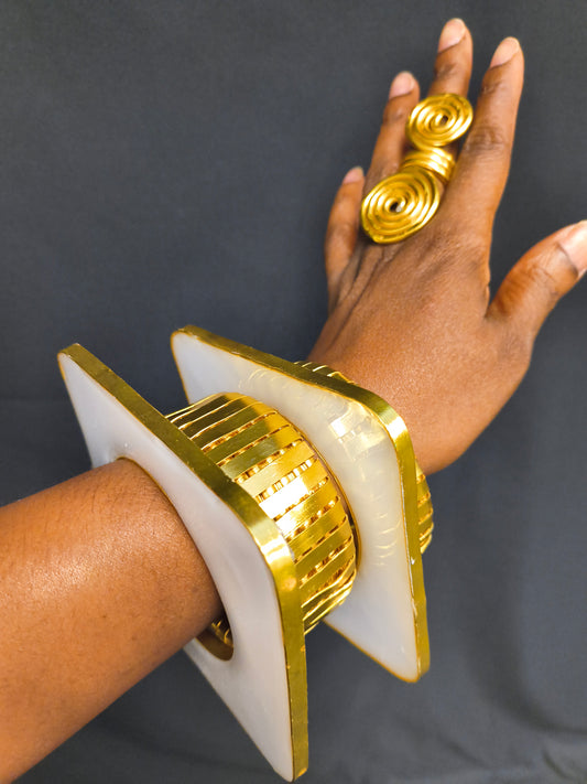 Golden Edge Square Flat Bangles
(White)