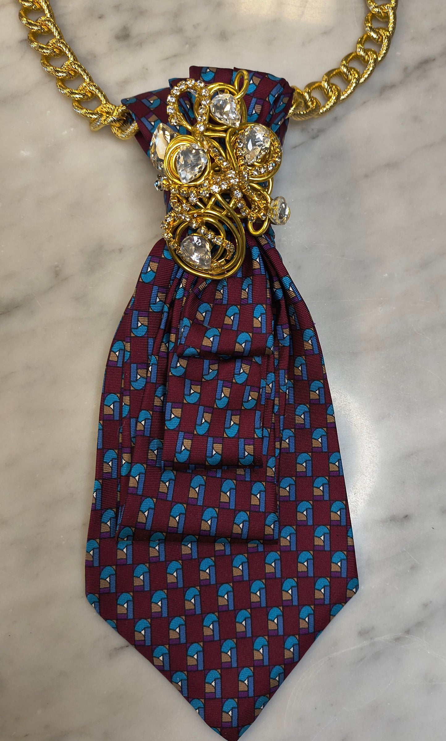 Burgundy and Turquoise pattern necktie